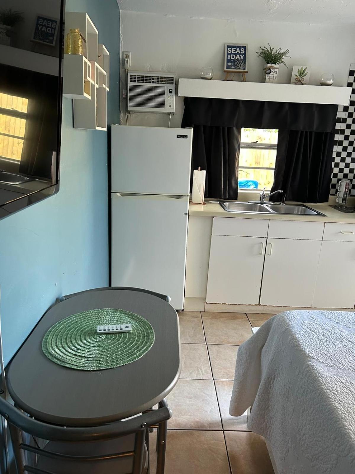 Mini Studio: 10 Min/Siesta Key/Private Entrance/ Sarasota Zewnętrze zdjęcie